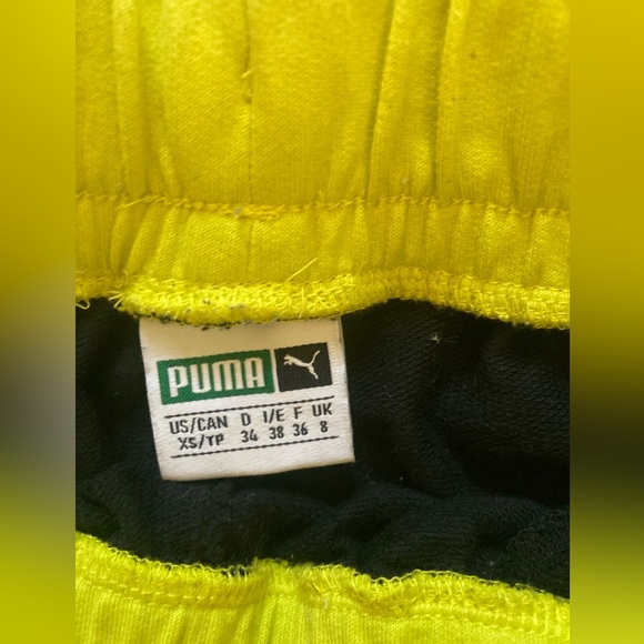 Puma sports shorts - Picture 2 of 2